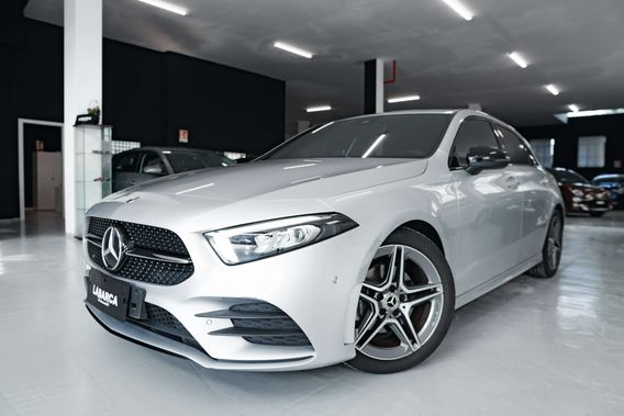 Mercedes-Benz A 180 Premium + Pack Night