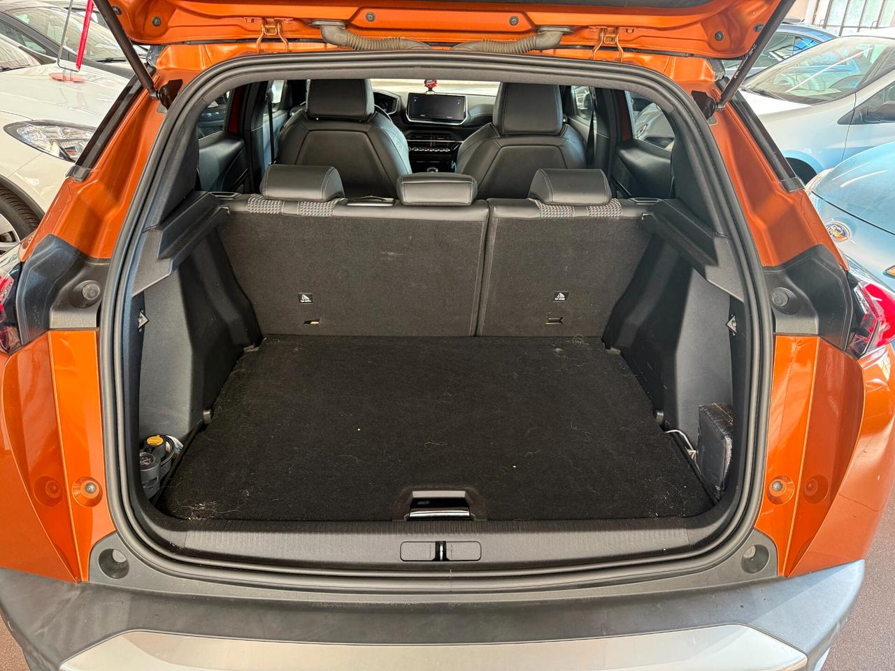 Peugeot 2008 PureTech 130 S&S GT Line CINGHIA OK