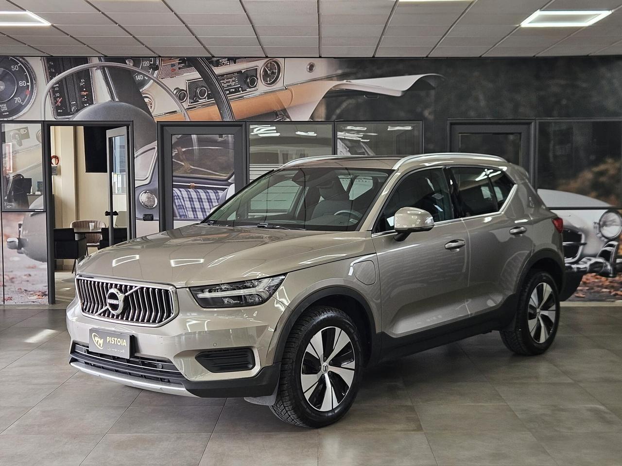 Volvo XC40 T4 Recharge Plug-in Hybrid automatico Essential