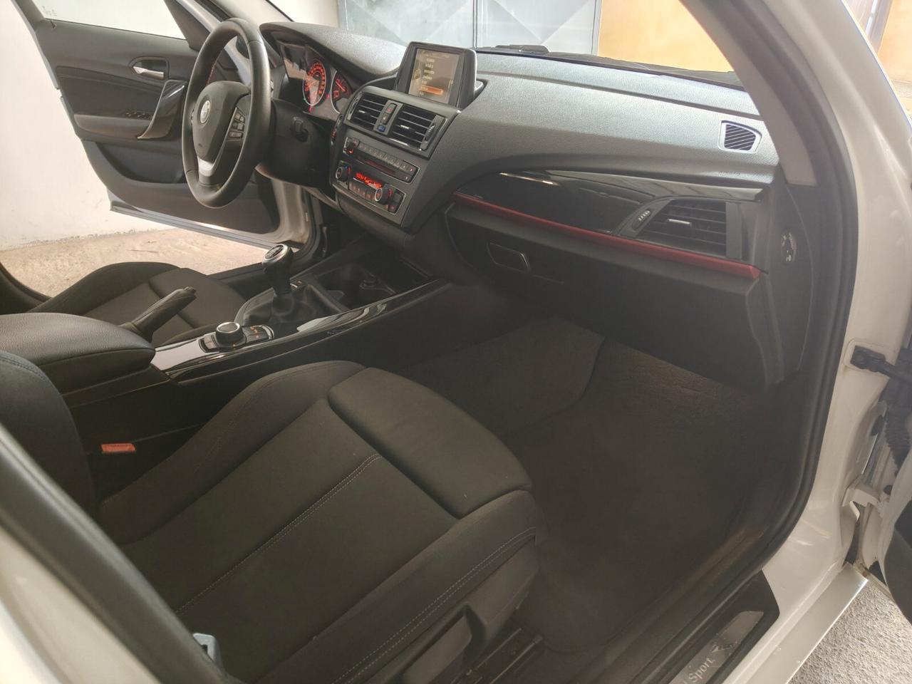 Bmw 118 118d 5p. Sport