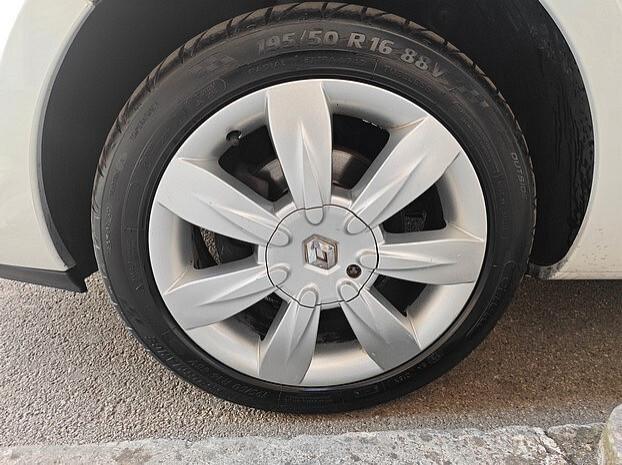 RENAULT Clio 1.5 dCi 5 porte *TETTO APRIBILE*
