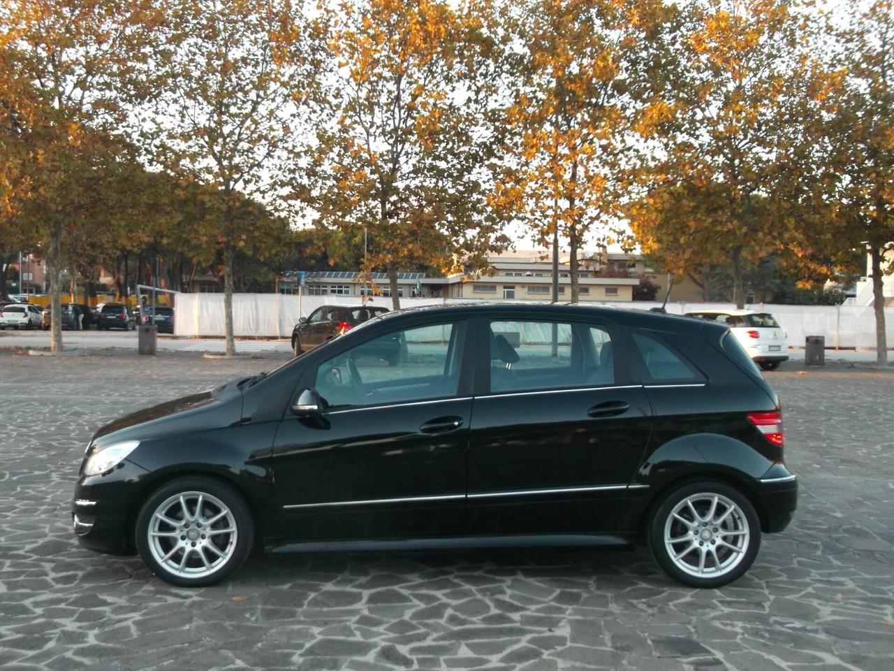 Mercedes B 180 CDI Automatic Full 2011