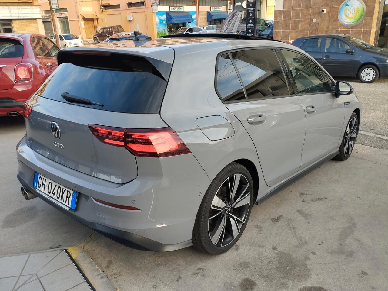 Volkswagen Golf 2.0 TDI GTD DSG