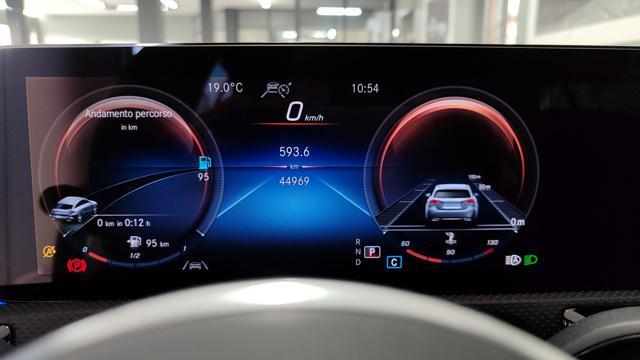 MERCEDES-BENZ CLA 200 Shooting Brake Sport *SENZA VINCOLO FINANZIAM.