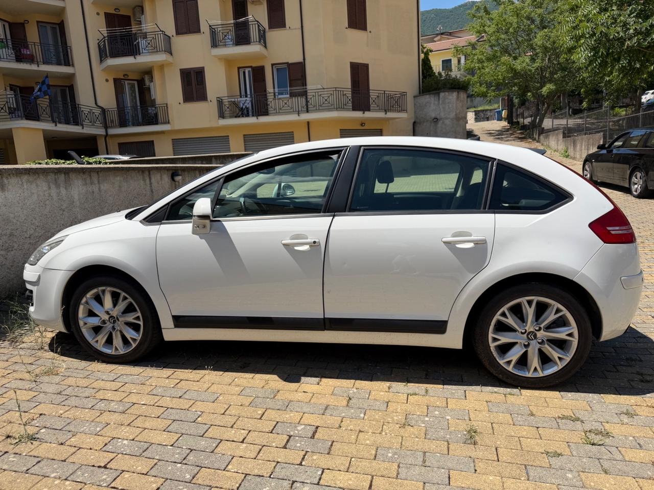 Citroen C4 1.6 16V VTi 120CV NEOPATETATI