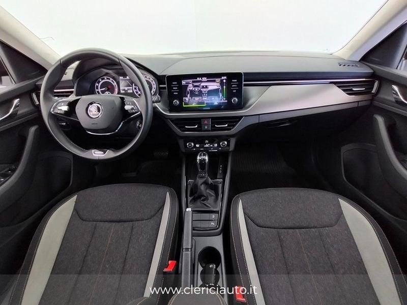 Škoda Kamiq 1.0 TSI 110 CV DSG Black Dots