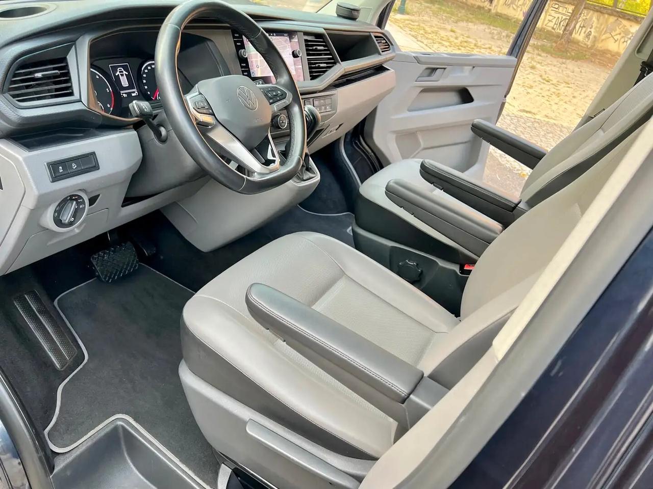 Volkswagen Caravelle 2.0 TDI 199CV DSG 4 Motion PL Cruise