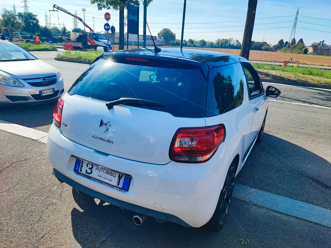 Ds DS3 3 1.2 VTi 82 Just Black