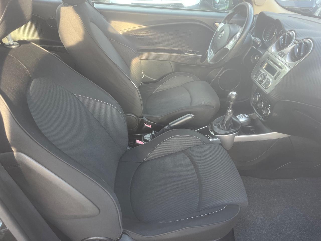 Alfa Romeo MiTo 1.4 78 CV Distinctive Premium Pack