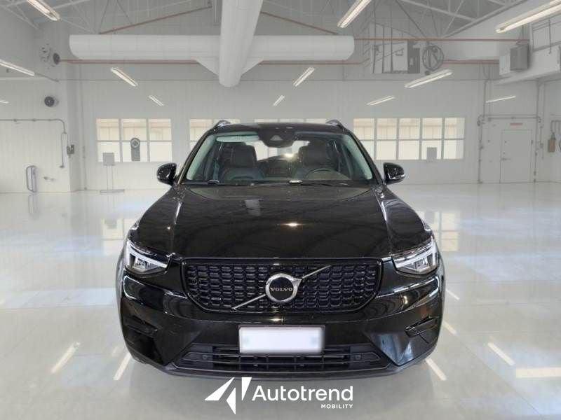 Volvo XC40 Recharge T4 129+82 CV Plug-in Hybrid Automatica Recharge Plus Dark