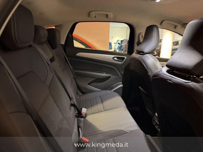 Renault Arkana E-Tech 1.6 Hybrid E-TECH 145 Techno