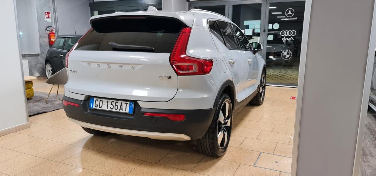 Volvo XC40 D3 Geartronic Momentum Pro