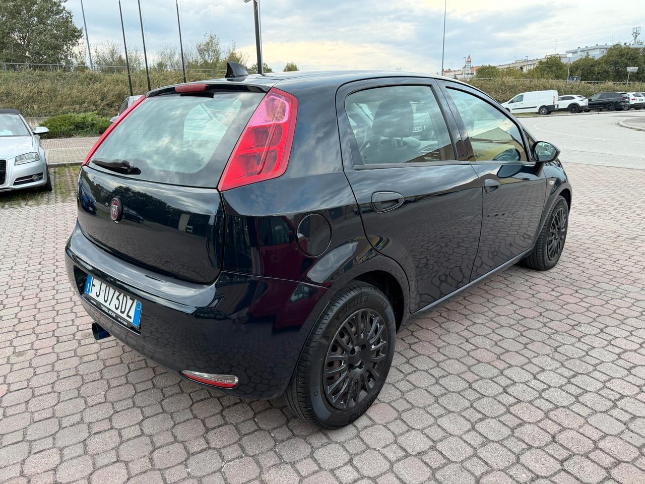 Fiat Punto 1.3 MJT II S&S 95 CV 5 porte Street OK NEOPATENTATI