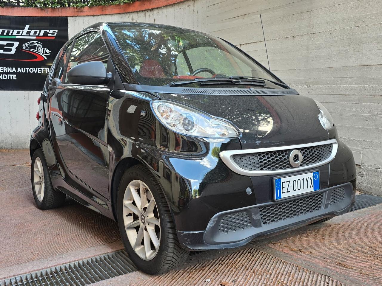 Smart ForTwo 1000 52 kW MHD coupé passion