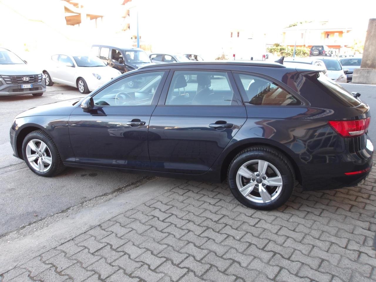 Audi A4 Avant 35 2.0 tdi Design 150cv s-tronic