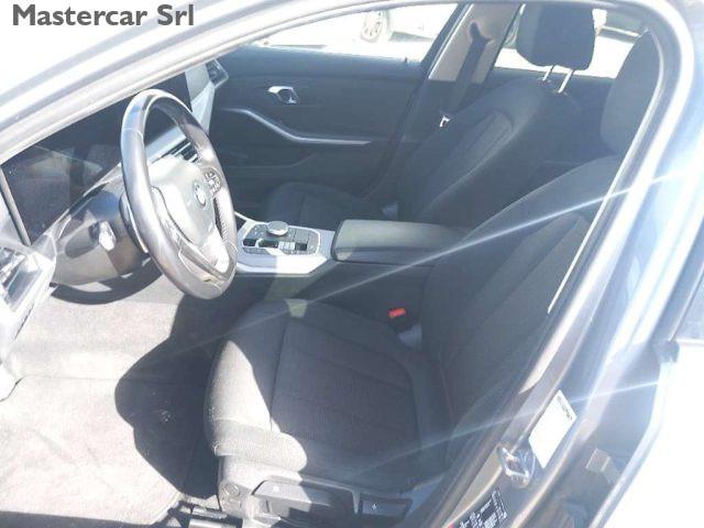 BMW 318 Serie 3 G21 2022 Touring 318d Touring mhev 48V aut