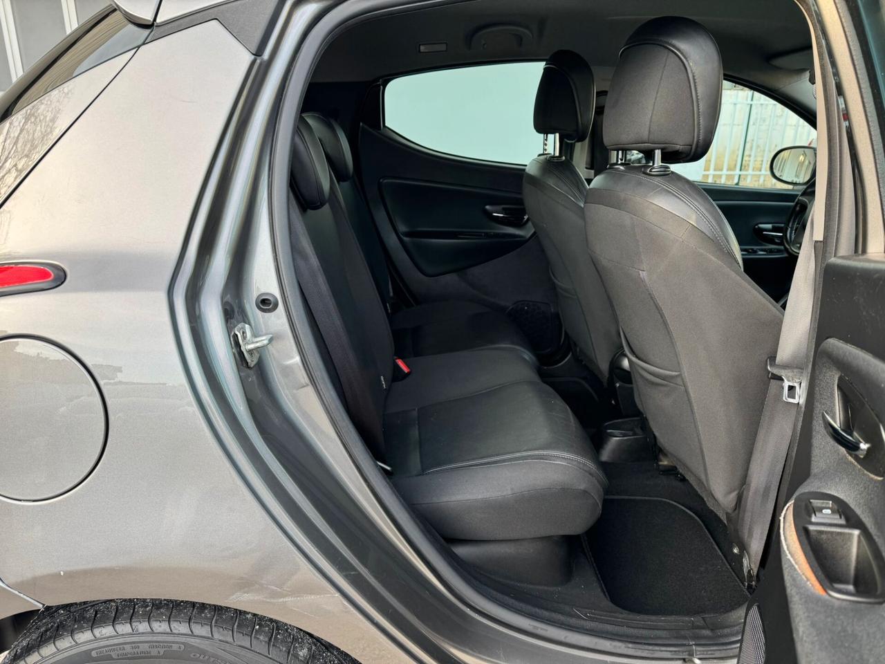 Lancia Ypsilon 1.3 MJT 16V 95 CV 5 porte S&S Platinum