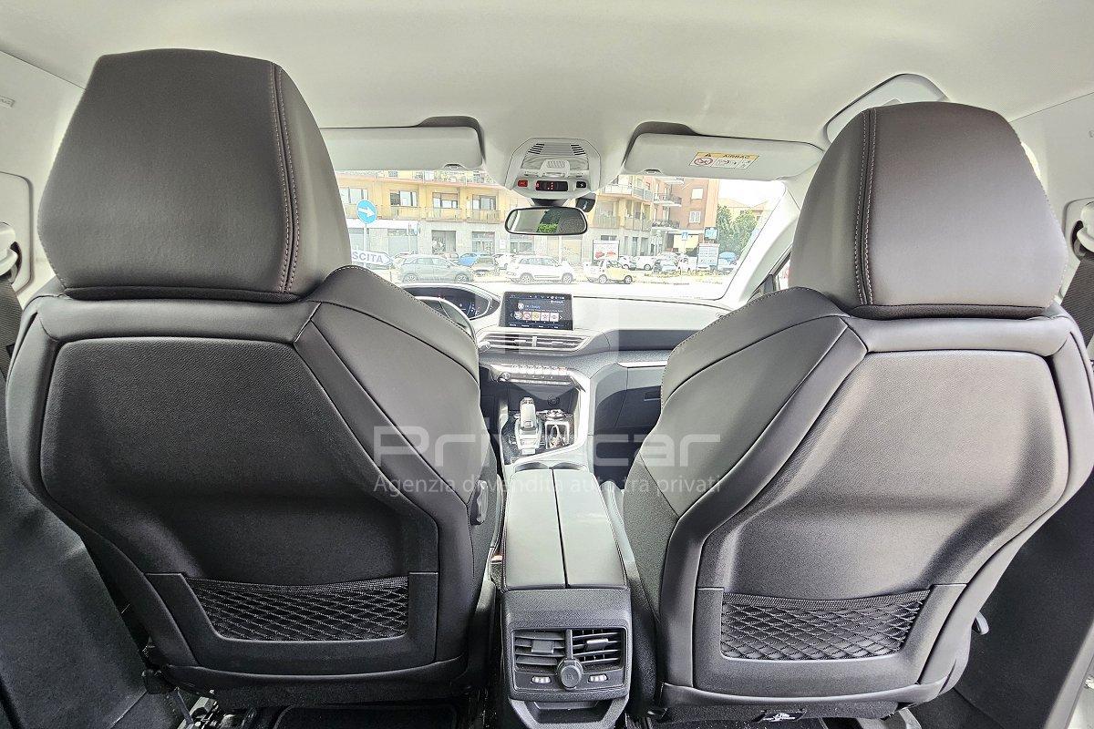 PEUGEOT 3008 BlueHDi 130 S&S EAT8 Allure