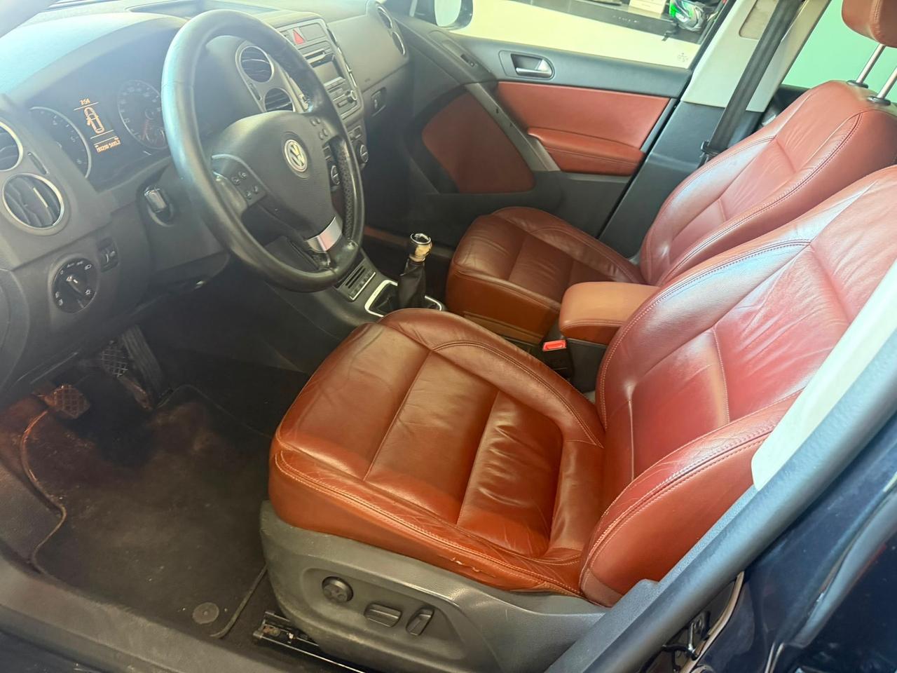 Volkswagen Tiguan 2.0 TDI DPF 4MOTION Sport & Style