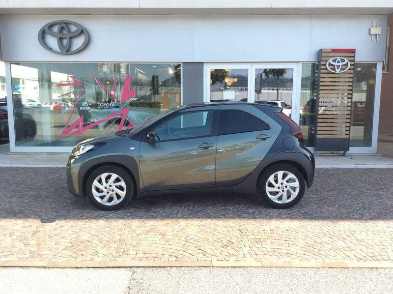 Toyota Aygo X Aygo X 1.0 VVT-i 72 CV 5 porte Trend