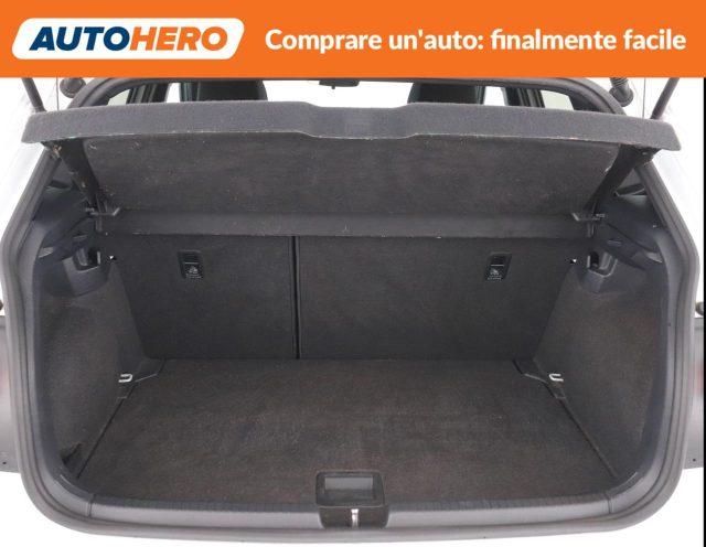 VOLKSWAGEN Polo 1.0 TSI R-Line