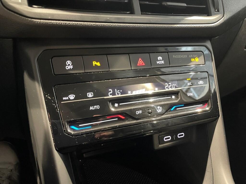 Volkswagen T-Cross 1.0 TSI 110CV Sport R-LINE