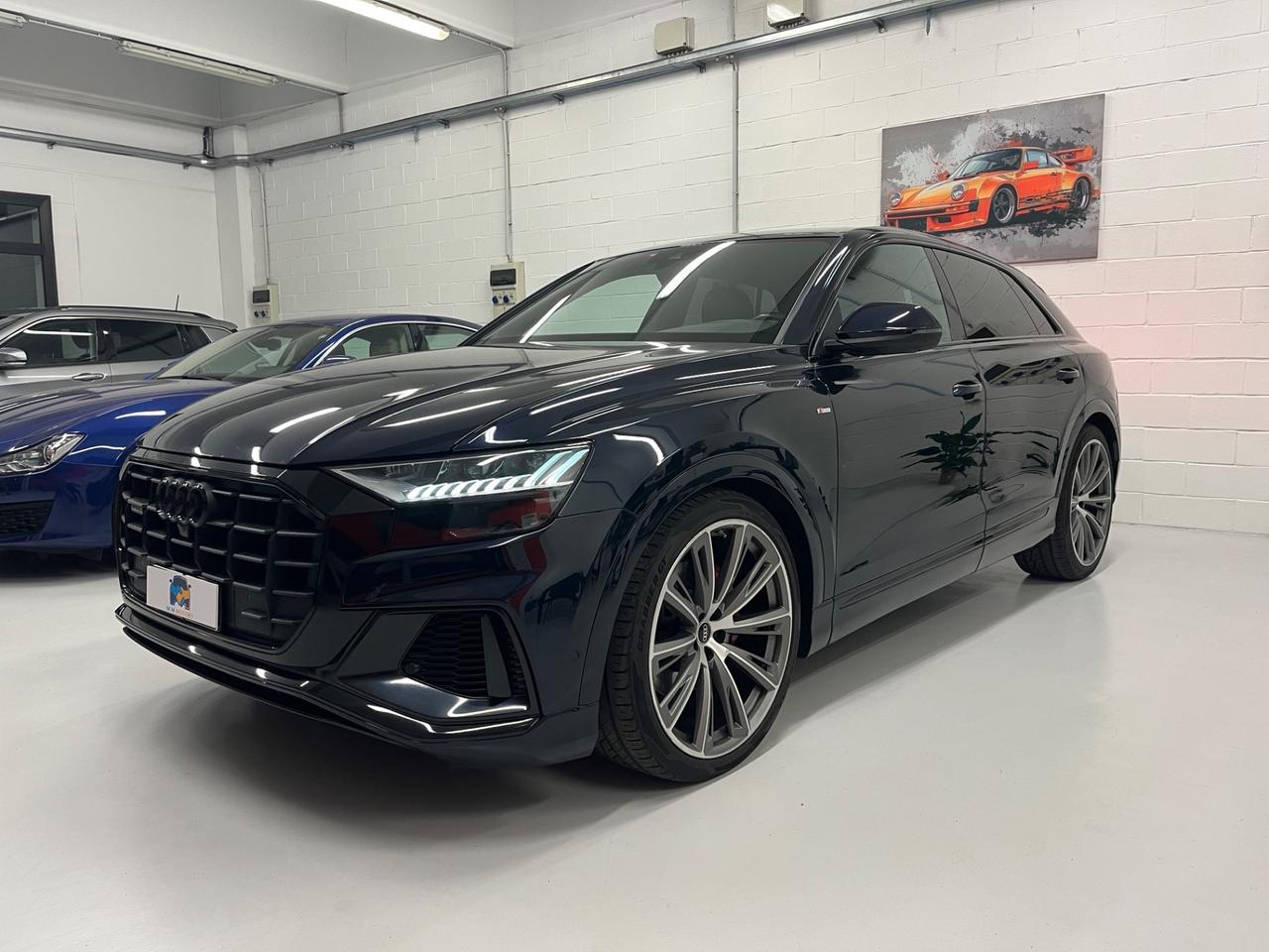 Audi Q8 55 TFSI quattro tiptronic S line