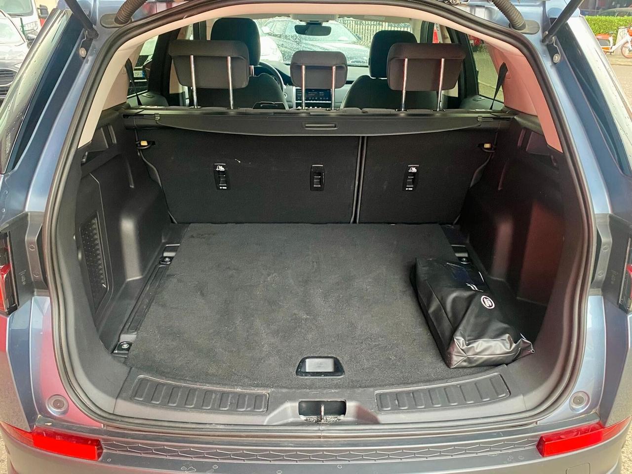 Land Rover Discovery Sport 2.0 TD4 180 CV AWD Auto R-Dynamic V. COCKPIT