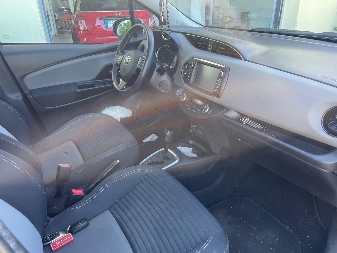 Toyota Yaris 1.5 Hybrid 5 porte Active