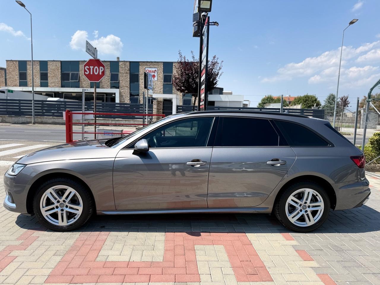 Audi A4 Avant 35 TDI/163 CV S tronic Business Advanced