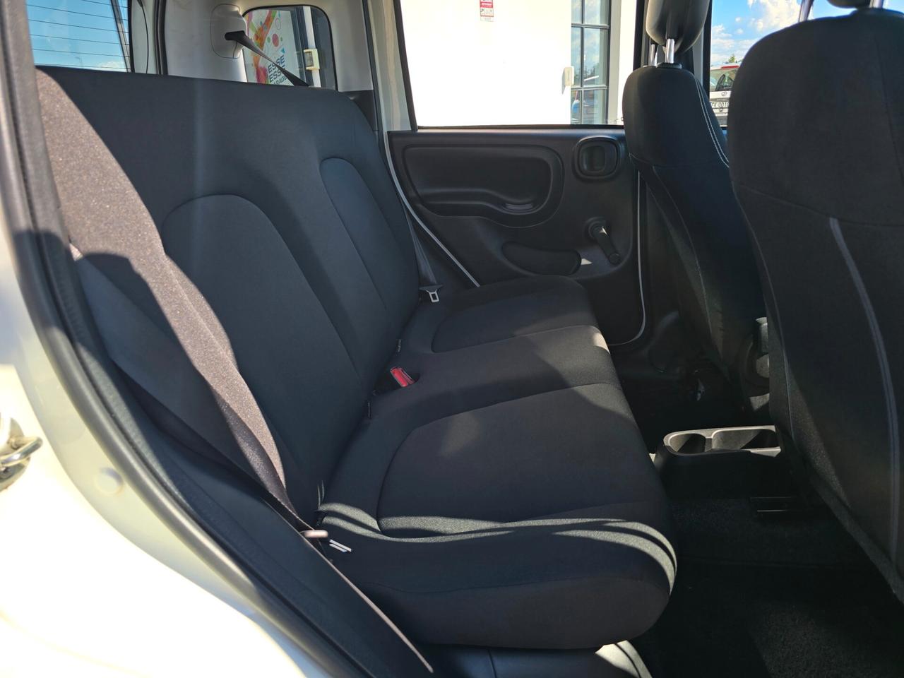 Fiat Panda Cross 1.0 Hybrid - BLUETOOTH