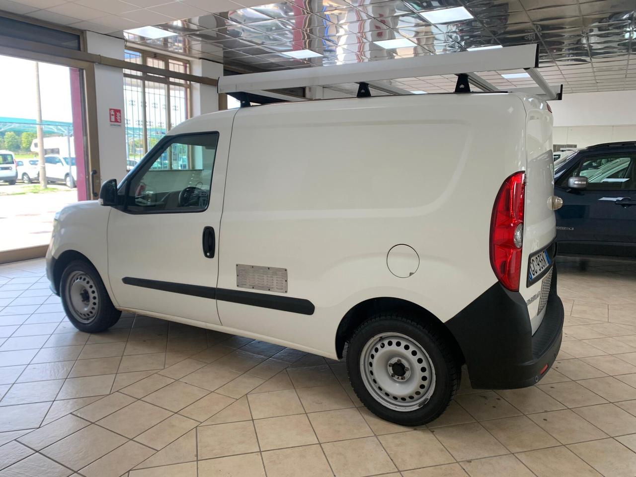 Fiat Doblò 1.4 T-Jet Natural Power *ATTREZZATO+220V*