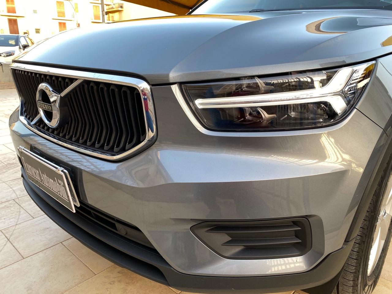 Volvo XC40 D3 - 2.0 150CV - MOMENTUM