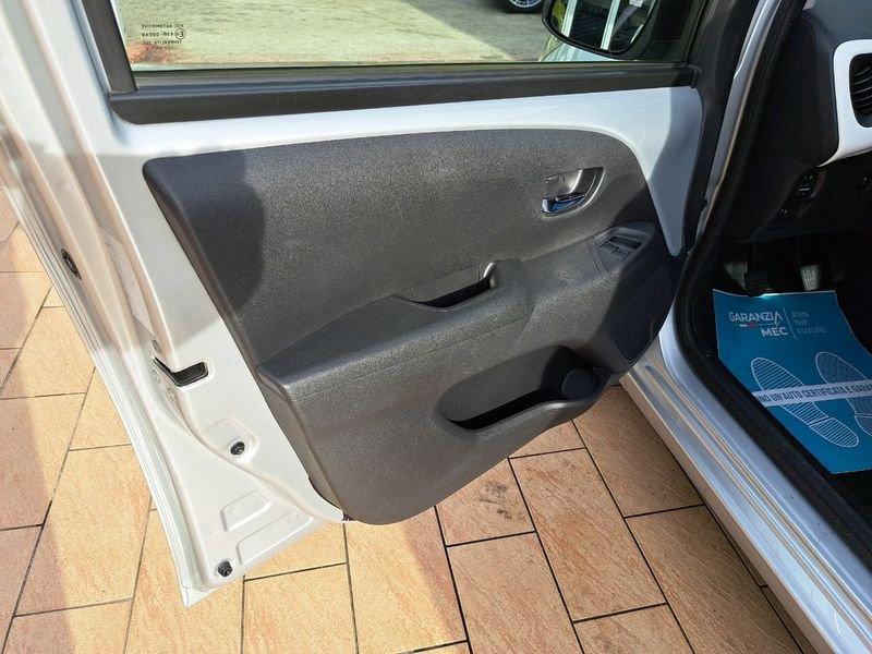 Peugeot 108 PureTech 82 5 porte Allure