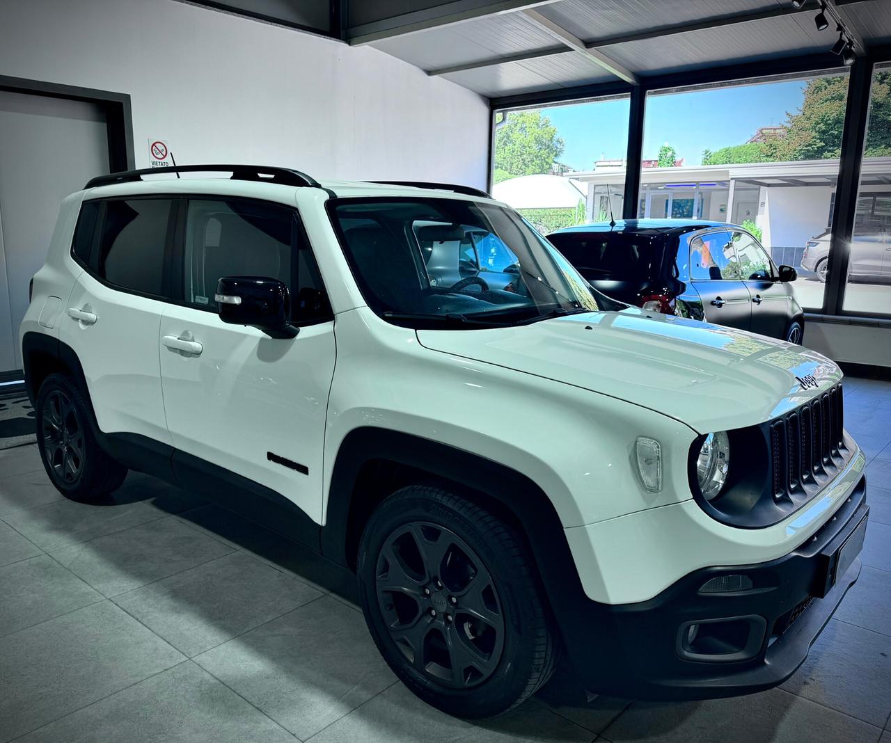 Jeep Renegade 1.6 MJT 120CV Night Eagle