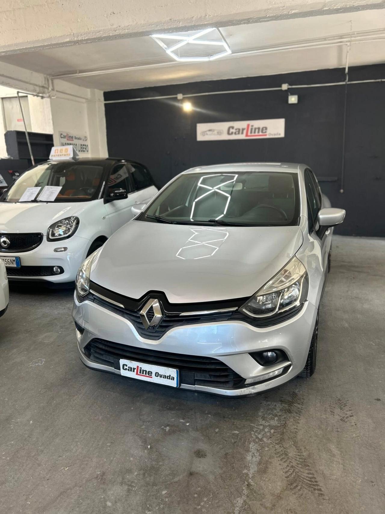 Renault Clio 1.2 75CV -2016 SOLO 92.000KM