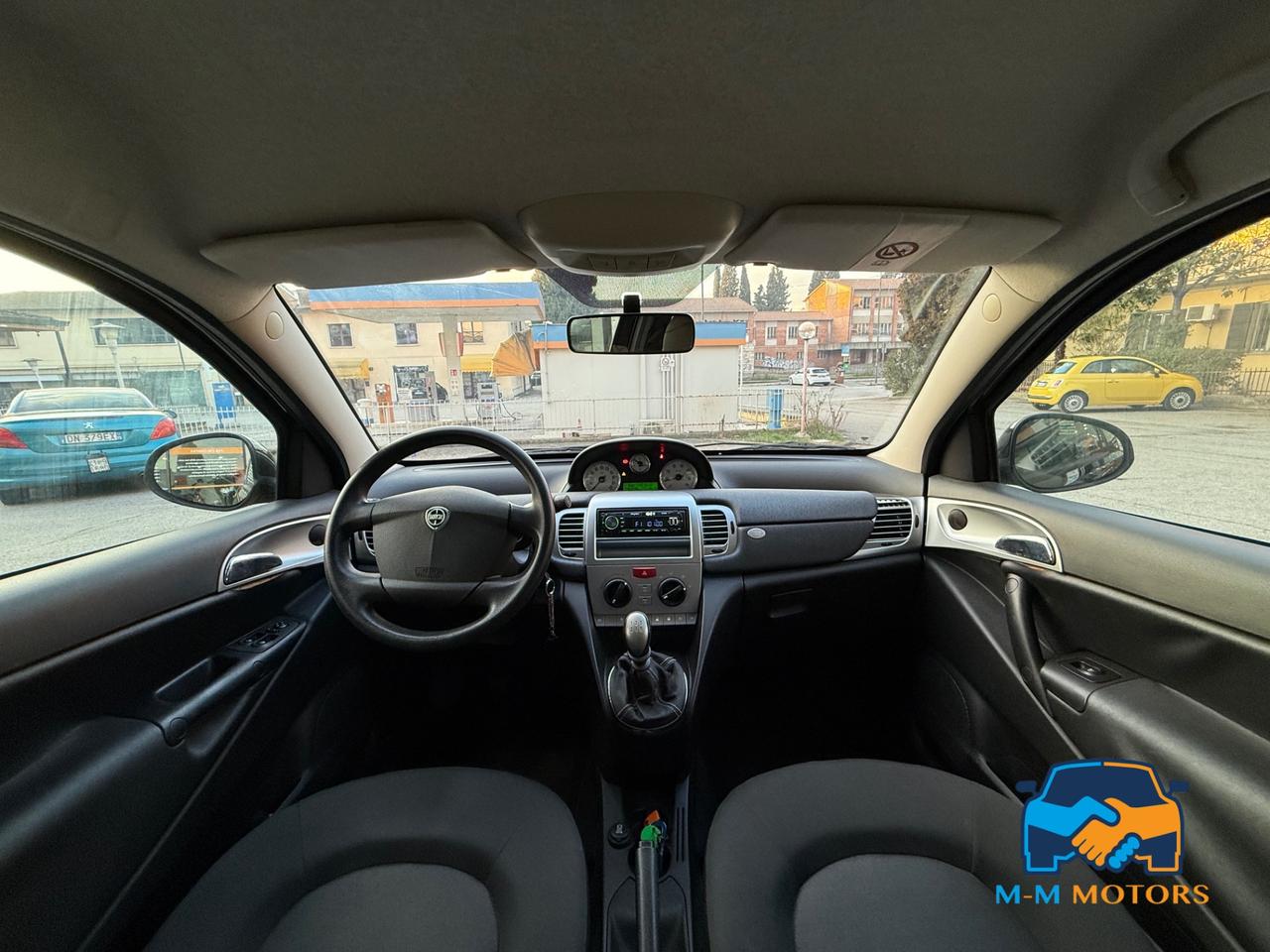 Lancia Ypsilon 3 Porte Ypsilon 1.2 8v Unyca