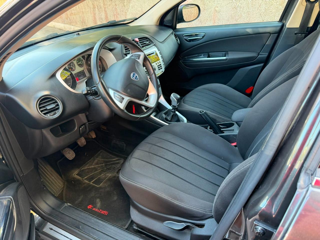 Lancia Delta 1.6 MJT DPF Silver