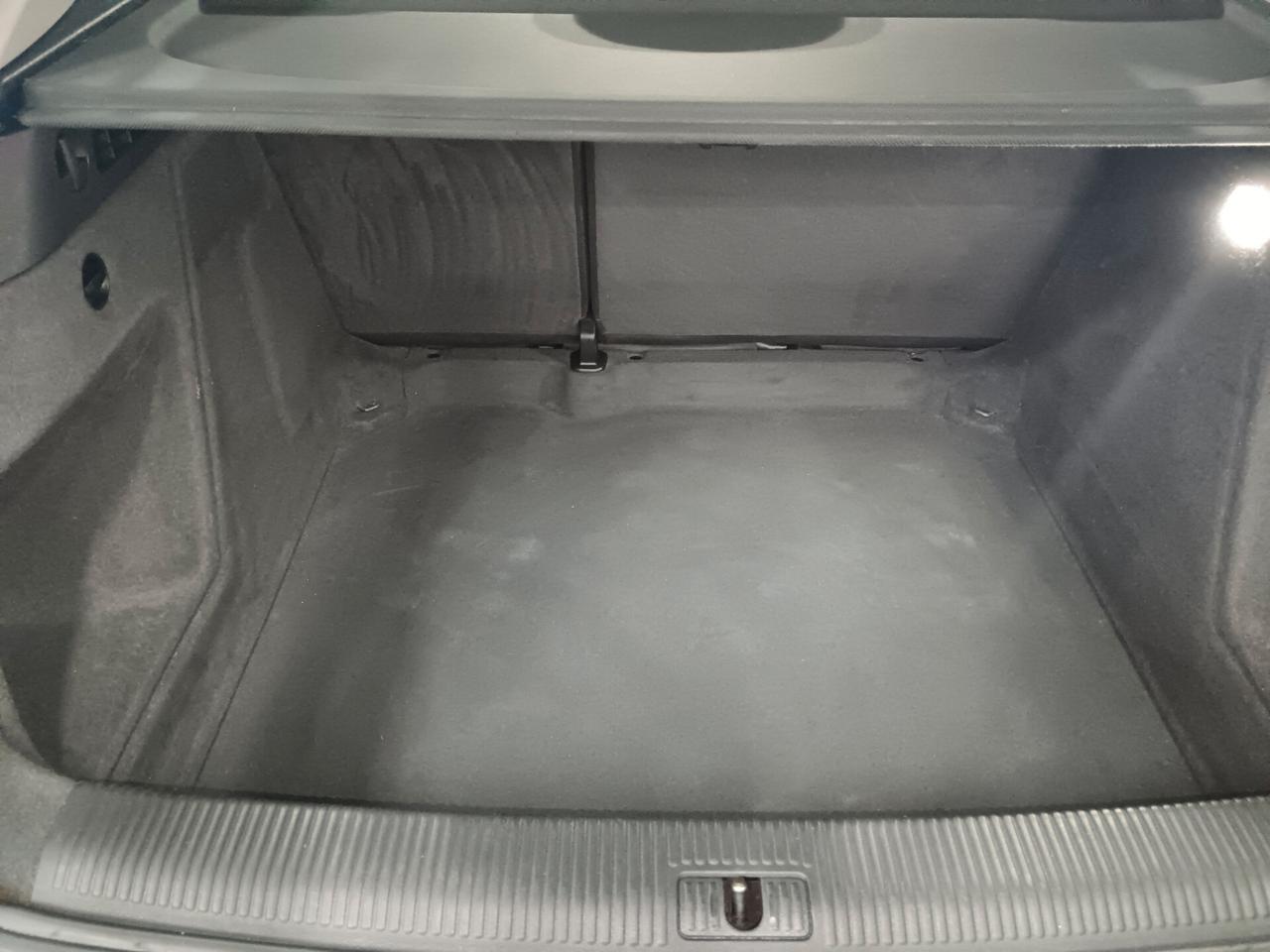 Audi Q3 2.0 TDI Advanced Plus solo 100.000km!!