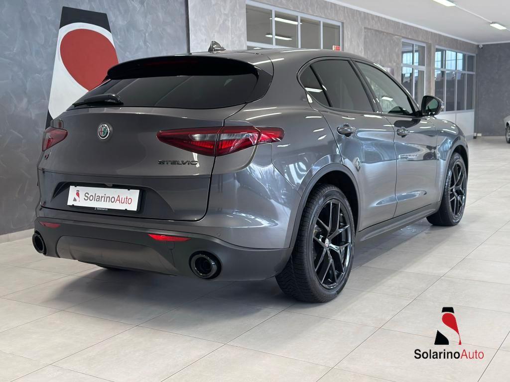Alfa Romeo Stelvio 2.2 t Sprint Q4 190cv auto