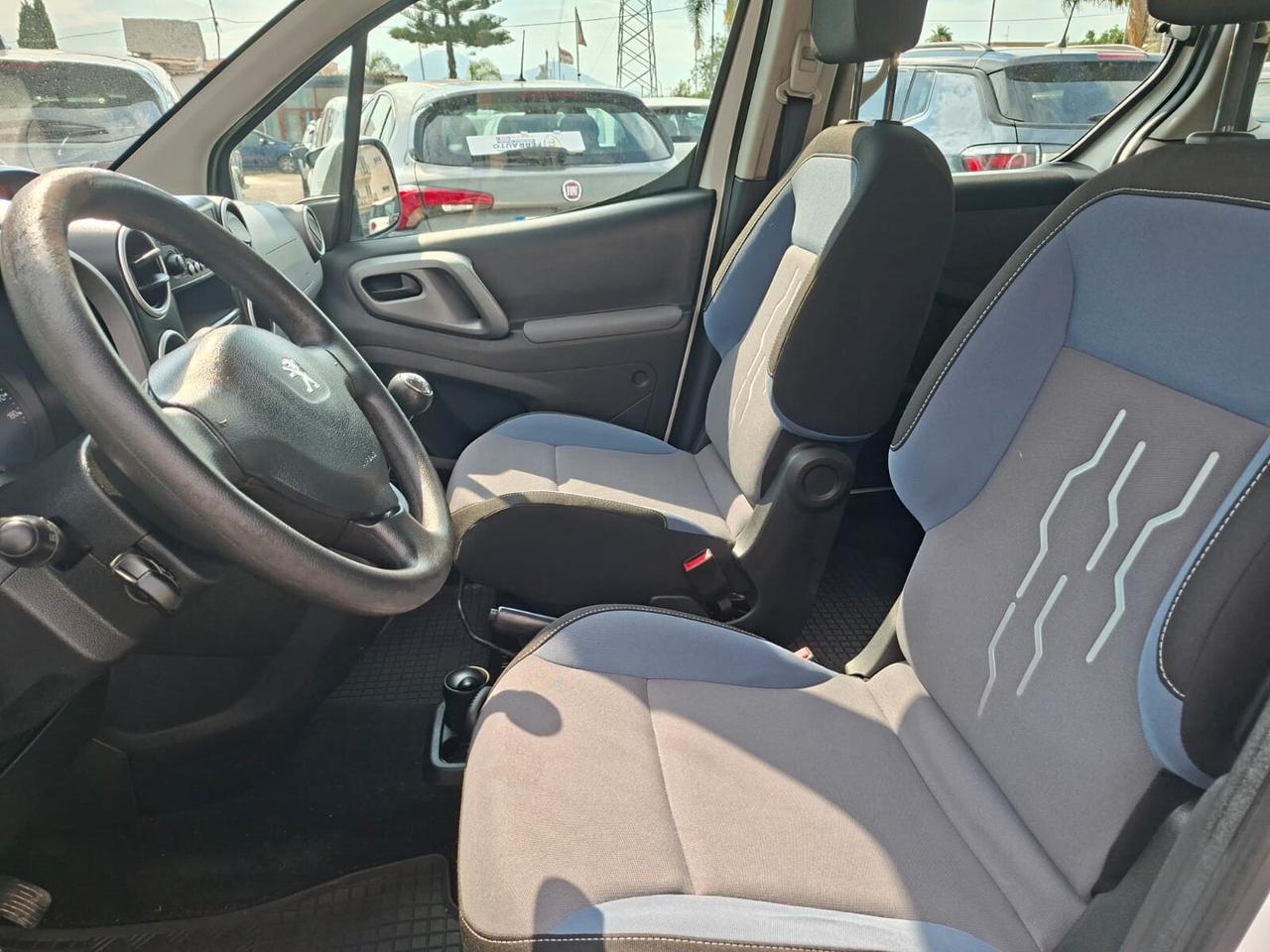 Peugeot Partner Tepee Mix BlueHDi 120 S&S Active