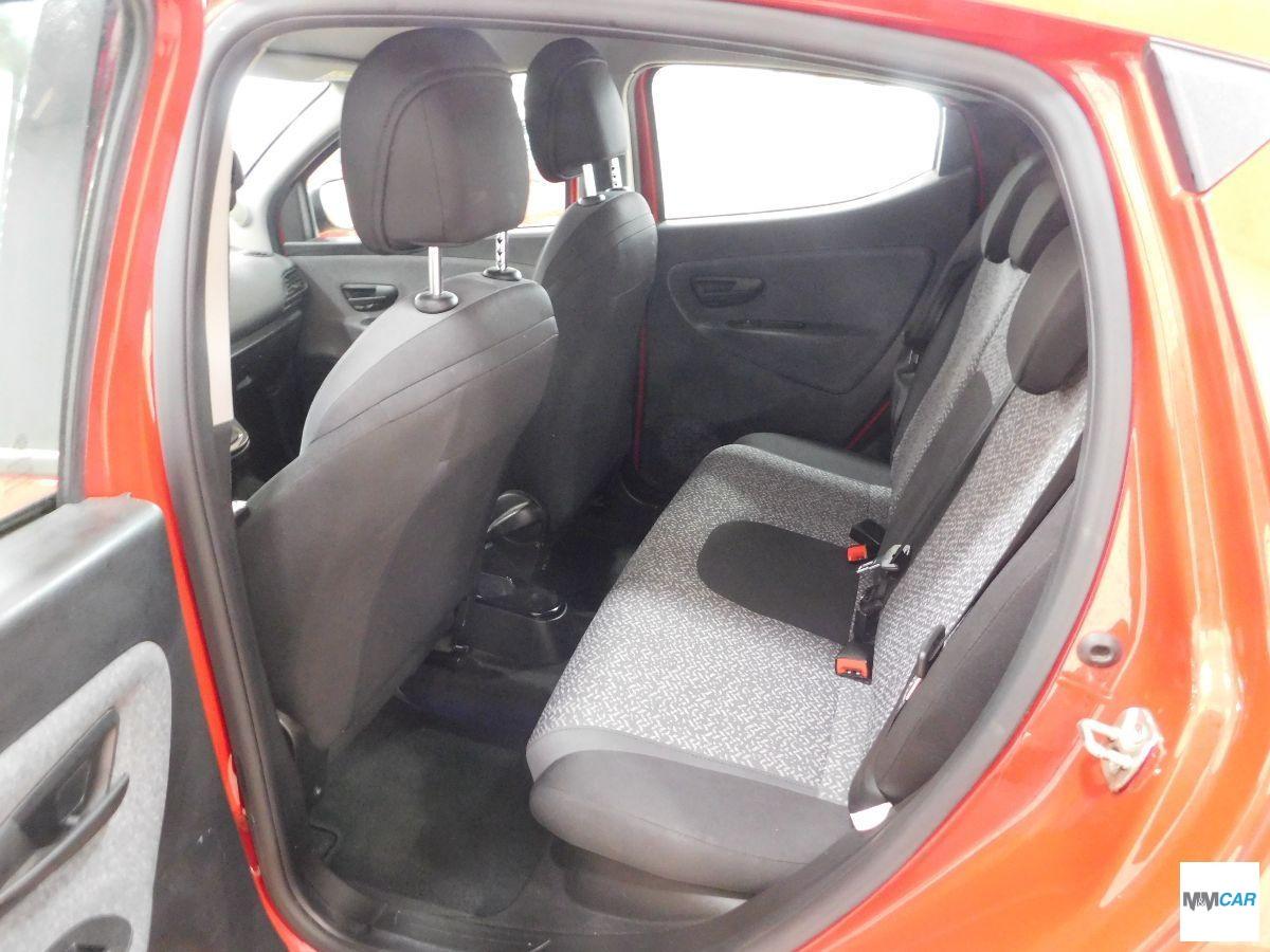 LANCIA - Ypsilon - 1.0 FireFly 5p. S&S Hybrid Silver