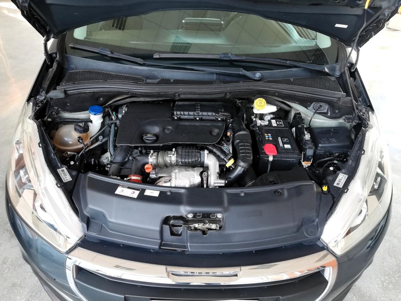 Peugeot 208 BlueHDi 75 5 porte Allure Unico Proprietario