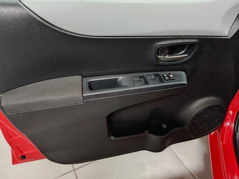 Toyota Yaris Yaris 1.5 Hybrid 5 porte Lounge