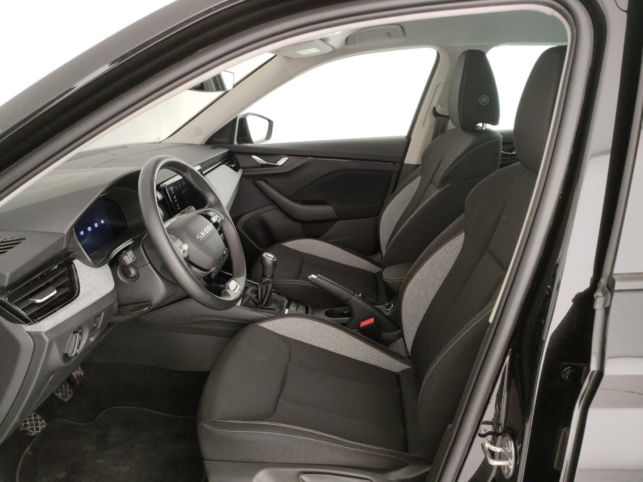 SKODA Kamiq 1.0 tsi Black Dots 115cv