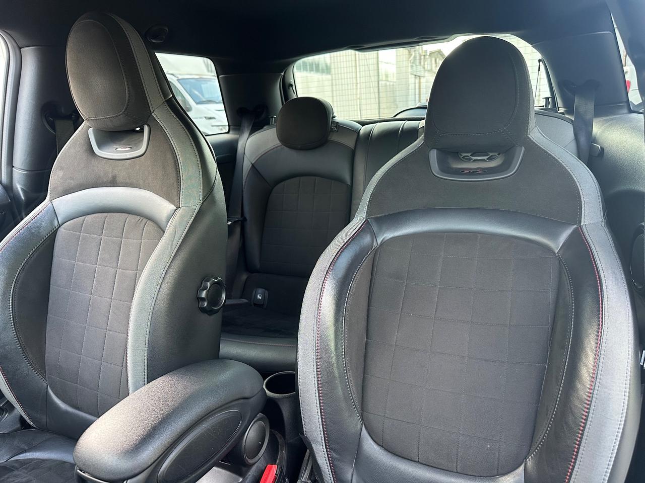 Mini 2.0 John Cooper Works GP Comfort