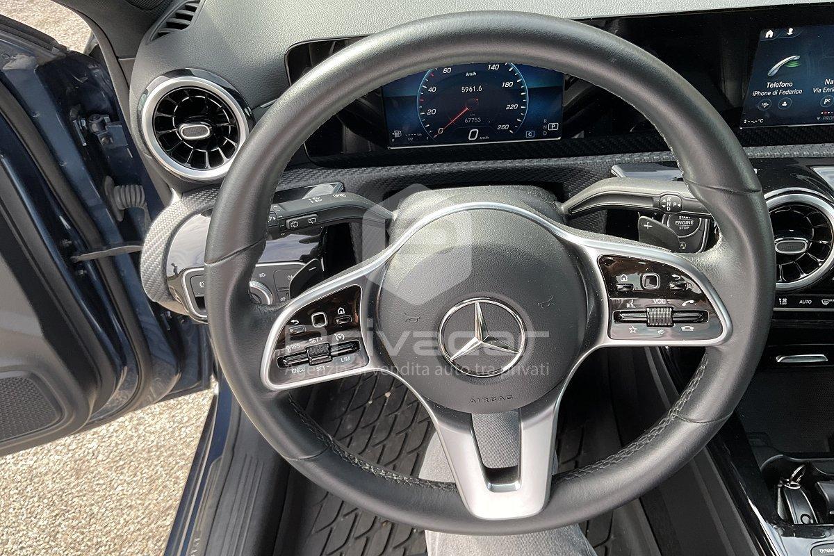 MERCEDES A 180 d Automatic Business