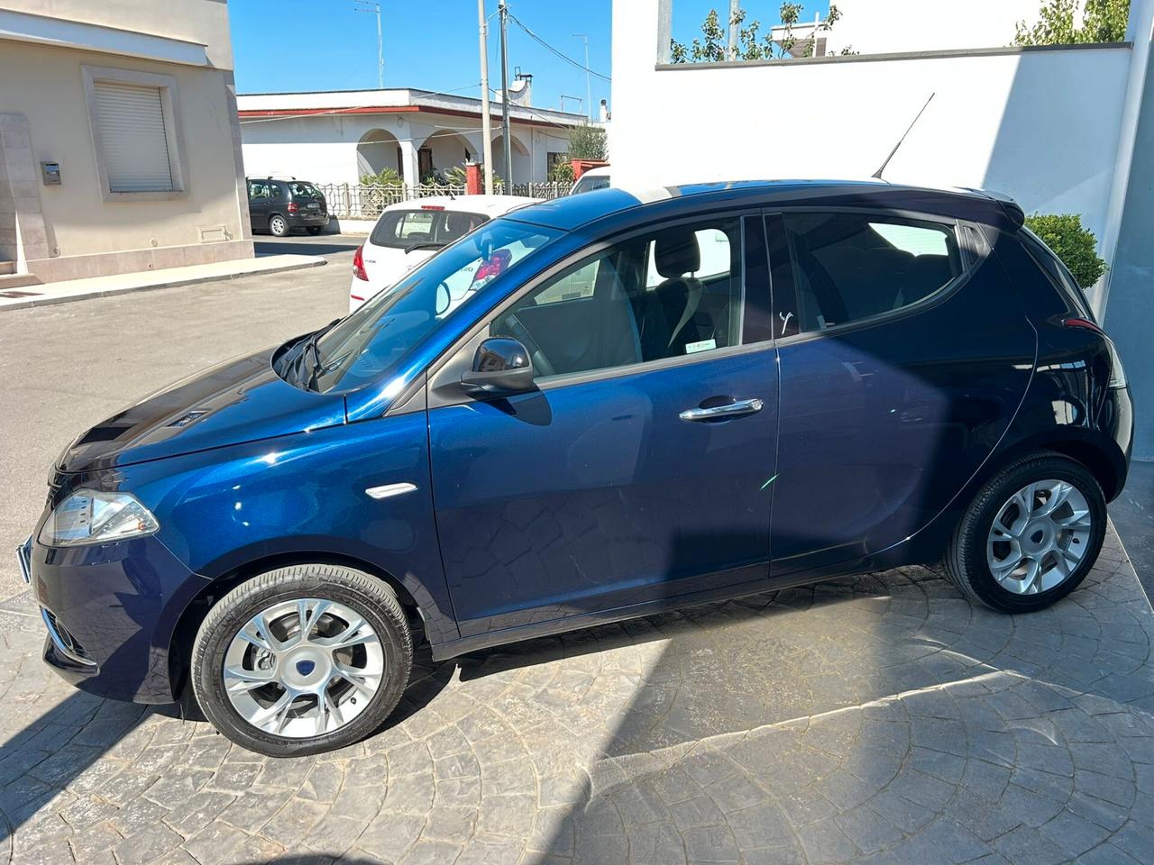 Lancia Ypsilon 1.2 51Kw GOLD Km77.000-2016