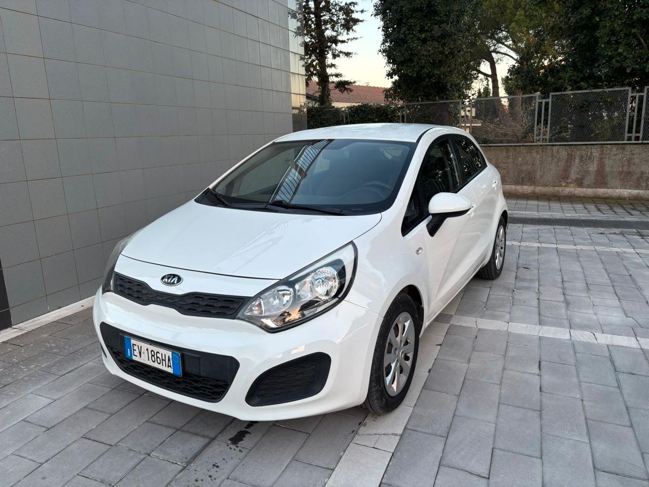 Kia Rio 1.2 CVVT 5p. Active