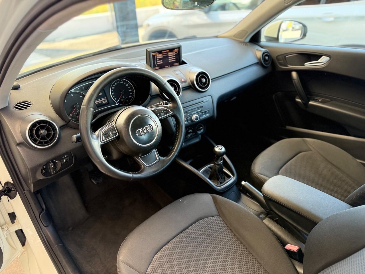 Audi A1 1.6 TDI Attraction